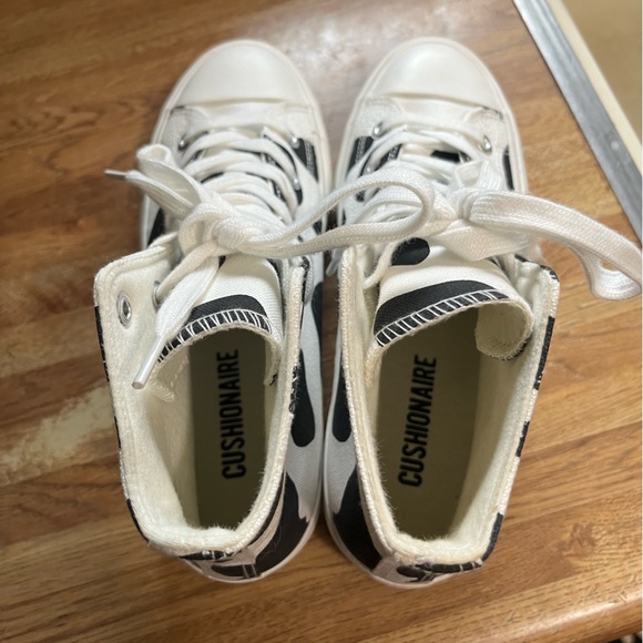 Cow print high top cushionaire sneakers. Converse look alikes. - Picture 4 of 7